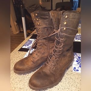 Women's boots